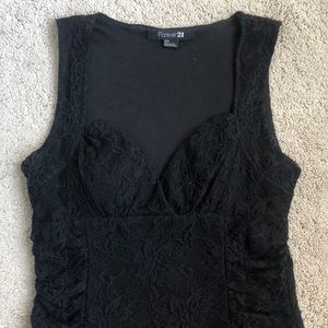 ✨black lace top with built in bra✨